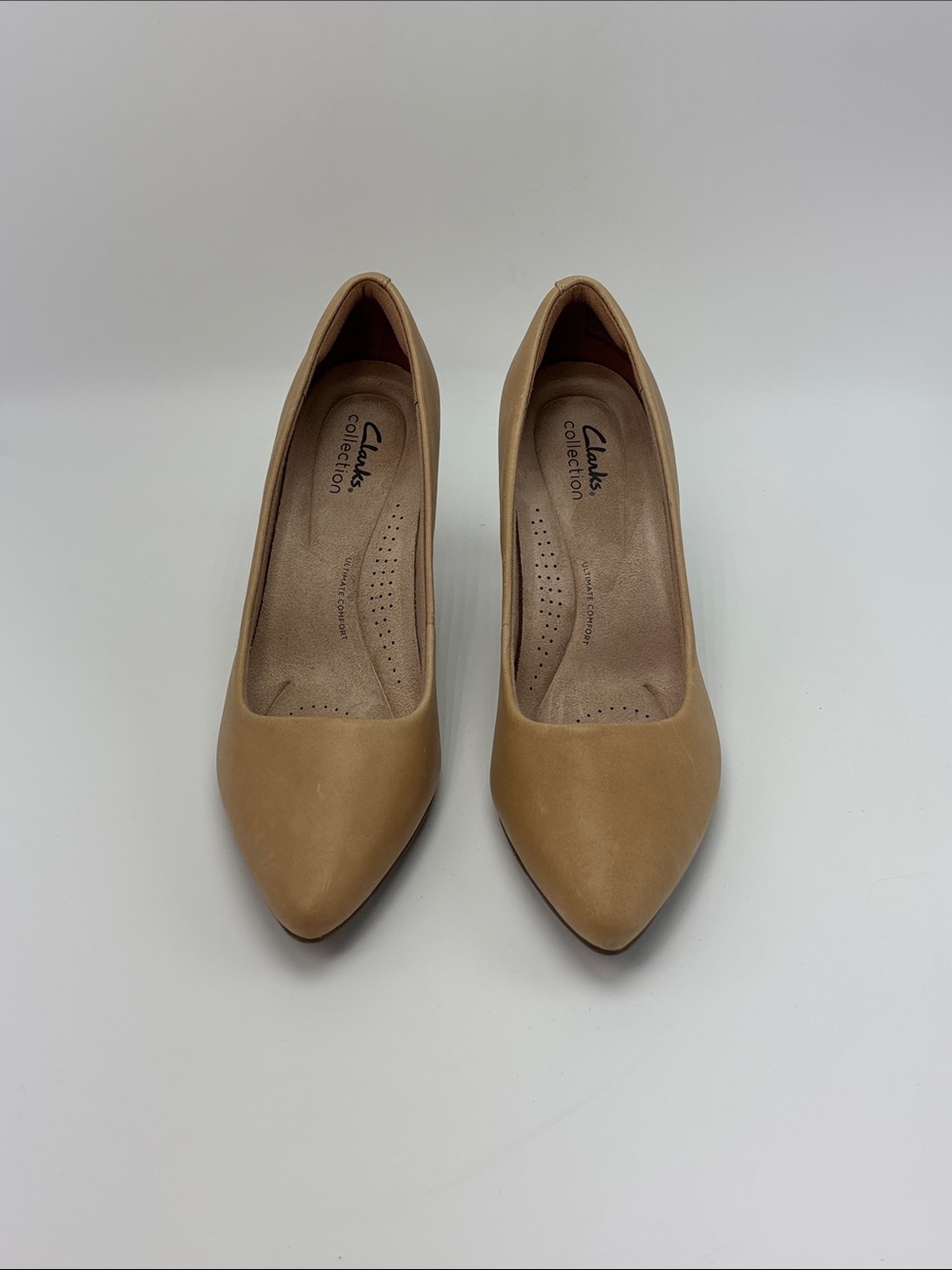 Clarks Collection Kataleyna Gem Beige Pointed Toe Pumps - size 8.5